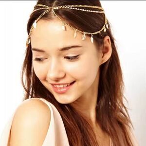 NWOT Gold Floral Head Chain